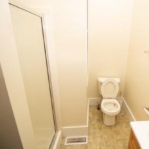 bathroom.jpeg